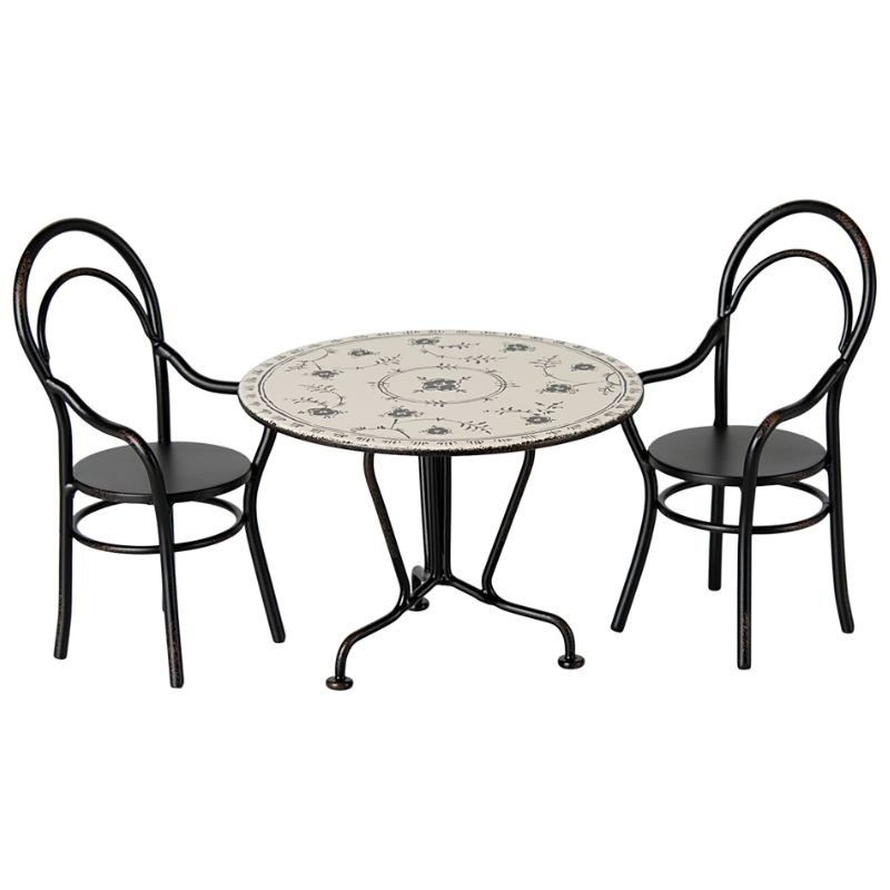 Spisebordsst med 2 stole